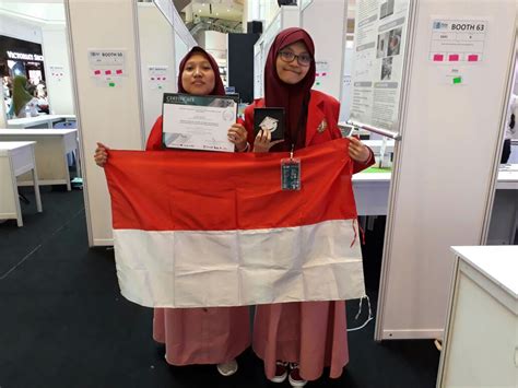 Mahasiswa Unhas Raih Medali Perak Di Asia Innovation Show 2018 Harian