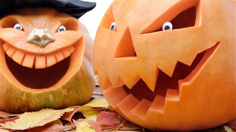 Halloween date: Should the day of All Hallow's Eve change?