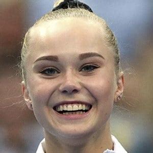 Jul 27, 2021 · gymnast angelina melnikova is energetic on instagram, the place she has greater than 197k followers. Angelina Melnikova - Bio, Family, Trivia | Famous Birthdays