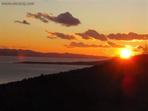 Use them in commercial designs under lifetime, perpetual & worldwide rights. Sućuraj, Hvar - Foto - Sunrise/Sunset