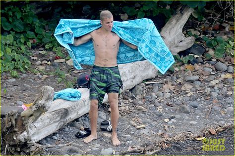 Photo Justin Bieber Shirtless In Hawaii Photo Just