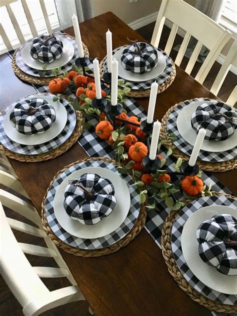 12 Rustic Holiday Black And White Buffalo Plaid Table Setting With