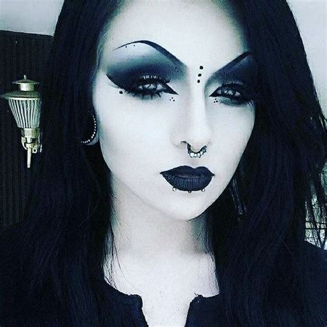 Pin By Jrp On Obsidian Kerttu Goth Makeup Dark Makeup Witch Makeup