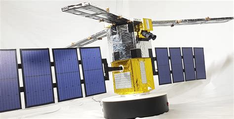 Smos Satellite 14 Scaled Model Spaceroboticseu