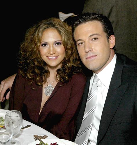 Jennifer Lopez Seems To Mouth I Love You To Ben Affleck At Snl Credits