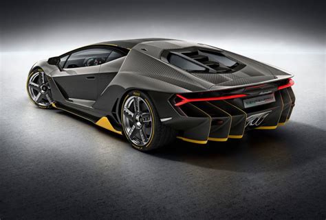 Картинка суперкар машина Lamborghini Centenario вид сзади сбоку