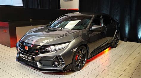 Honda Civic Type R Sport Line Unveiled With A Large