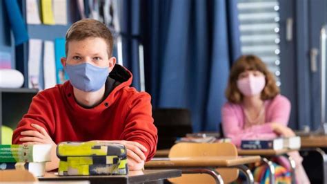 Mit daten begründen kann die und noch etwas gibt zu denken: Maskenpflicht im Unterricht: Schüler äußern zum Schulstart ...
