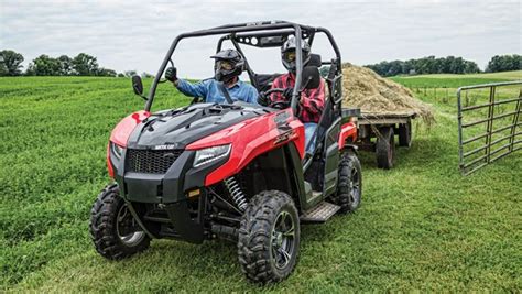 Arctic cat recommends that all operators take a safety training course. Arctic Cats new HDX 700 XT EPS Prowler