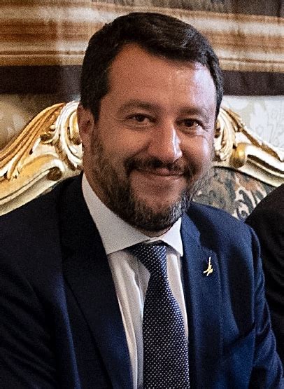 Nel primo governo conte è stato vicepresidente del consiglio e il ministro dell'interno in seguito ai risultati delle elezioni del 4. Salvini: "In poche ore sbarcano quasi 300 immigrati" (03 ...