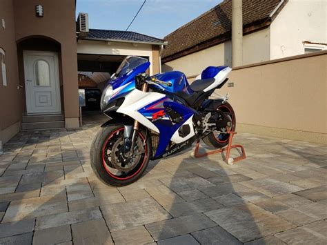 All maintenance up to date. Suzuki Gsxr 1000 k7, 2007 god.