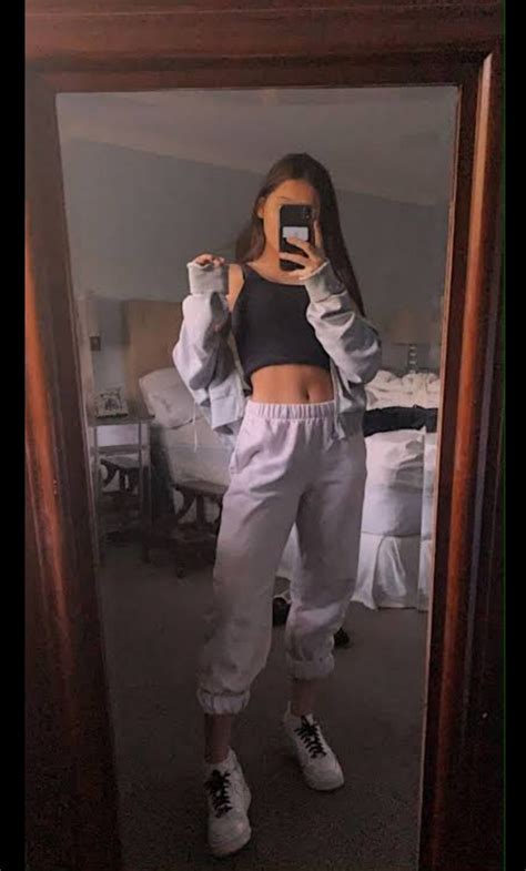 aesthetic mirror selfie posing idea s 💫 in 2021 mirror selfie poses aesthetic clothes girl