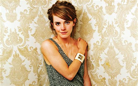 70 Emma Watson Hd Wallpaper