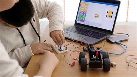 5 Expert Tips For Teaching Coding To Kids At Home The Mom Kind