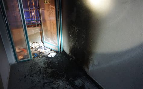 Unser newsticker zum thema unfall gestern abend enthält aktuelle nachrichten von heute dienstag, dem 7. Ratingen: Feuerwehreinsatz am Abend in West - Radio Neandertal
