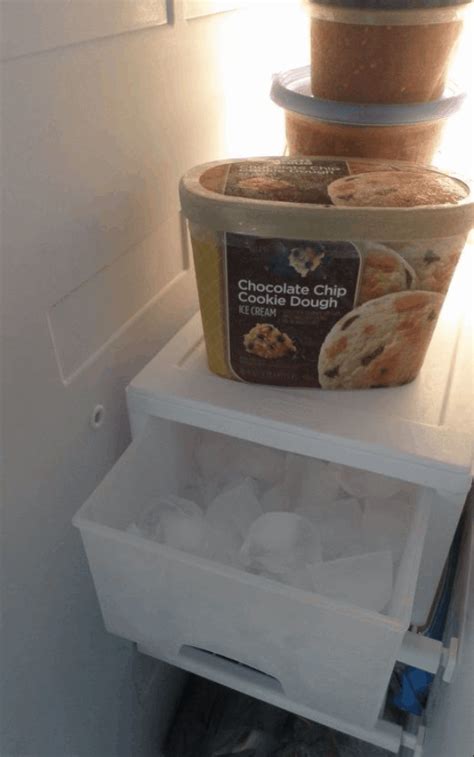 15 Easy Homemade Ice Maker Plans