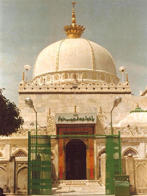 Lovers of khawaja garib nawaz home facebook. ajmer-dargah-sharif-011.jpg (680×907) | Islamic sites, Islamic pictures, Islamic images