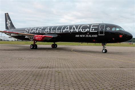 Air New Zealand Unveils A321neo With Special Star Alliance Livery