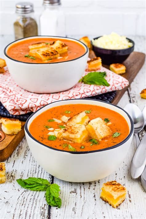 This soup is everything i want tomato soup to be! Best Creamy Tomato Soup Recipe - Inside BruCrew Life