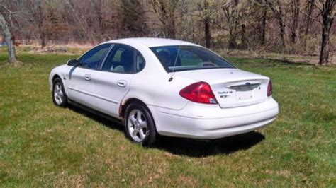 Sell Used 2000 Ford Taurus In Knoxville Iowa United States