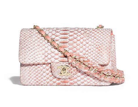Check out our chanel bags selection for the very best in unique or custom, handmade pieces from our shoulder bags shops. Chanel Releases Spring 2018 Handbag Collection with 100 ...