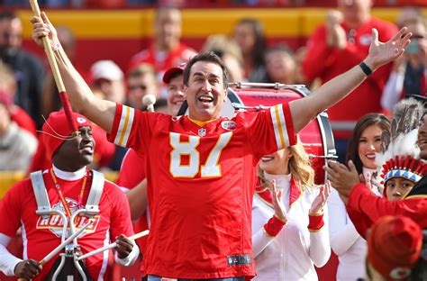 Kansas City Chiefs 19 Celebrities Are Fans Of The Famous Nfl Team