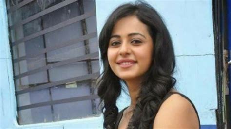 Rakul Preet Singh Needs Filter See Pictures Of Her Looking Gorgeous Without Makeup