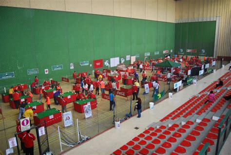 Si bien no hay información oficial, trascendió que las opciones de compra serían por el 70% del pase y que oscilaría el 1.800.000 dólares a fines de este año y los 2.000.000 de dólares en. David Ruiz Remón, el mejor jugador español de fútbol ...