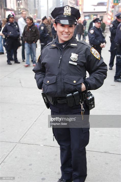 Picture Of Nypd Female Officer Taken In Times Square Photo Taken