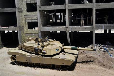 Iraq Deploys Tanks As Islamic State Tightens Grip On Ramadi Untv News