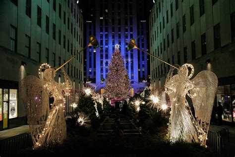 This Year’s Rockefeller Center Christmas Tree Is So Beautiful You Can
