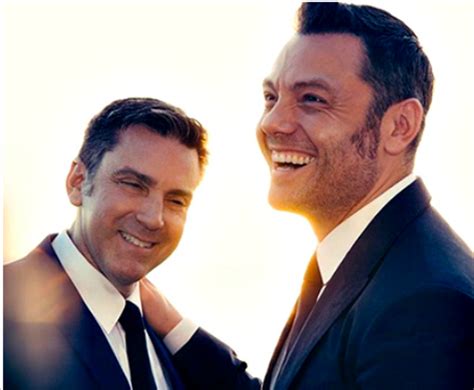 Eva zuccari 14 luglio 2019 16:00. Tiziano Ferro annuncia: "Mio marito vuole diventare papà"