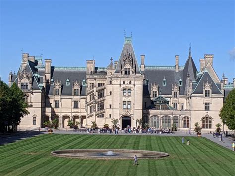 The Biltmore Estate Is Complete Luxury On A Grand Scale