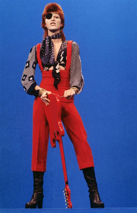 David Bowies Most Iconic Fashion Moments Nz
