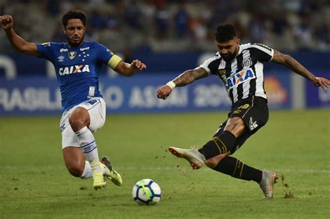 Assista ao vivo a copa libertadores 2021, curtindo todos os jogos de futebol online, através de seu computador ou notebook, aqui. Assistir Cruzeiro x Santos AO VIVO online no Campeonato ...