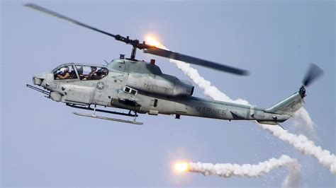 Pentagon To Sell Off Its Ah 1w Super Cobra Attack Helicopter Fleet