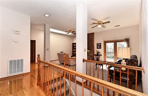 Open Floor Plan With Staircase In Middle Floorplans Click