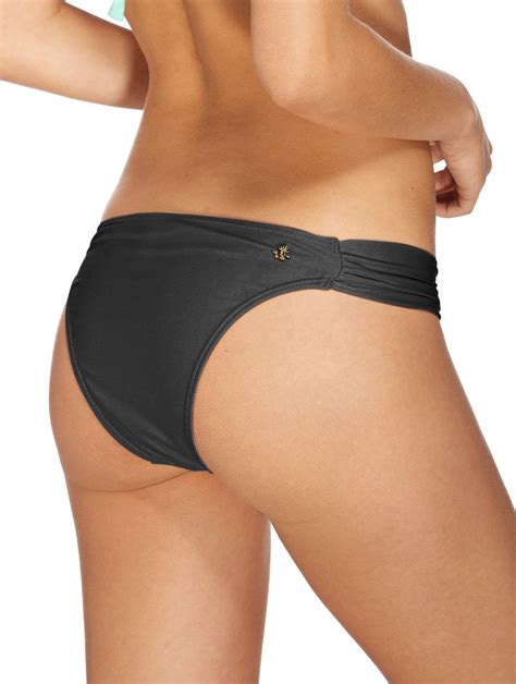 Black Low Rise Bikini Bottom With Pleated Sides Bottom Biquini Liso Preto Cia Maritima