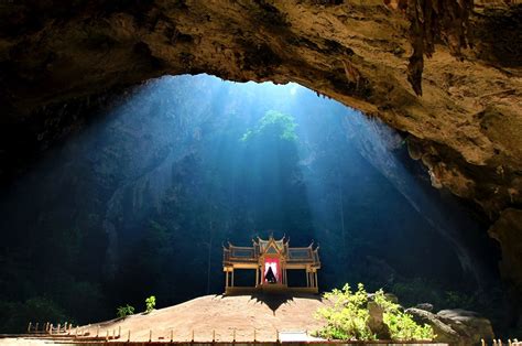 La Grotte Phraya Nakhon En Thaïlande