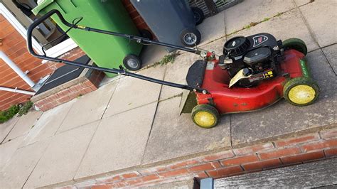 Briggs And Stratton 450 Petrol 148cc Lawn Mower In Ws10 Walsall For £15