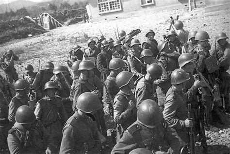 Советские войска на марше во время наступления Маньчжурия 1945 год