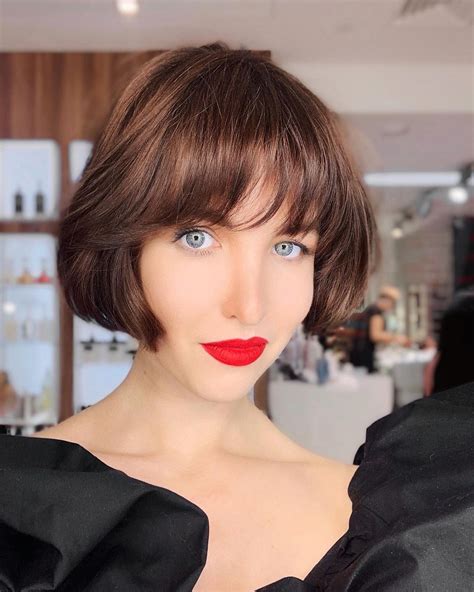 Trendy Blunt Bob With Bangs To Inspire Your Next Chop Vinz Planet