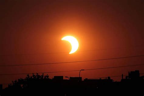 You Can Watch A Partial Solar Eclipse In Toronto Today