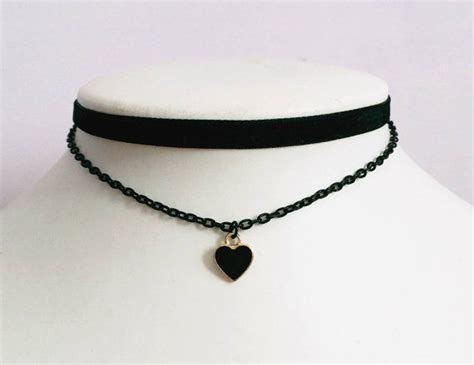 Black Heart Choker Necklace Grunge Velvet Emo Collar Jewelry Heart