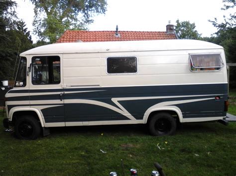 Your metris getaway van awaits. Mb407 kustom mercedes camper van diesel | Mercedes camper van, Mercedes camper, Vintage vw bus