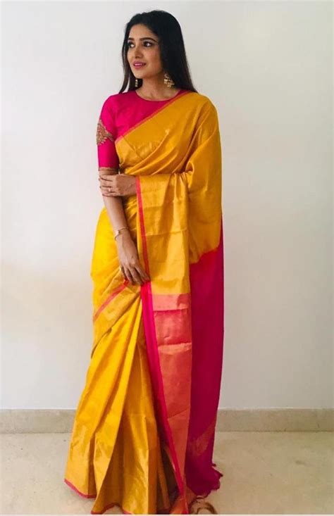 Uppada Pattu Zijde Saree In Geel En Contrast Roze Pallu Met Etsy Pattu Saree Blouse Designs