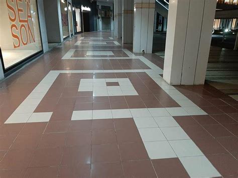 These Are The Floor Tiles Of My Local Shopping Mall Rmildlyinfuriating