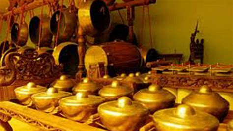 Previous post 12+ alat musik tradisional khas jawa barat beserta gambar dan penjelasan. gamelan jawa karawitan - YouTube