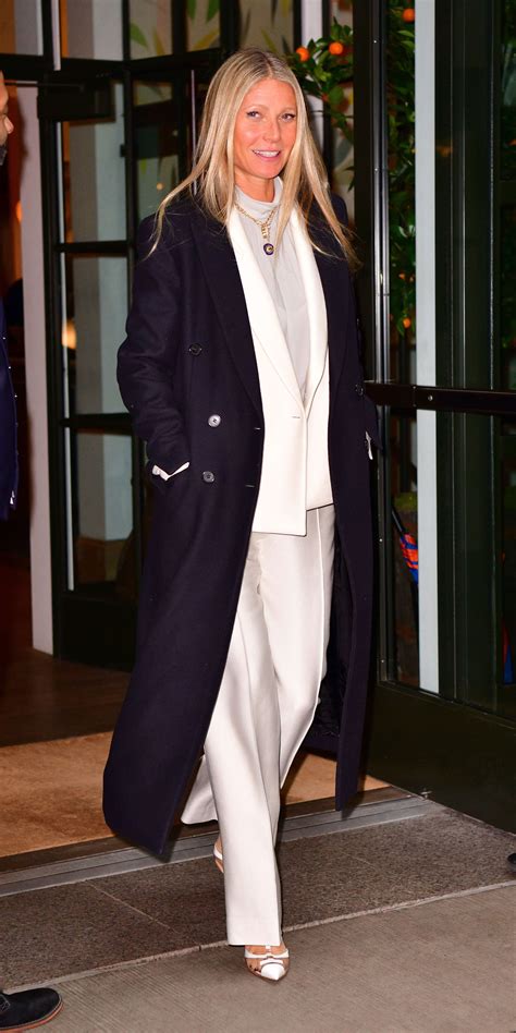 Look Of The Day White Pumps Outfit Gwyneth Paltrow Style Fashion