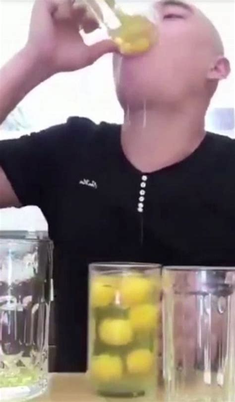 Man Downs Beer Mugs Full Of Raw Eggs As He Swallows 50 Yolks In 17 Seconds Mirror Online